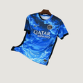 PARIS SAINT-GERMAIN – MAILLOT CONCEPT 25/26 – BLEU NUIT & NUAGES